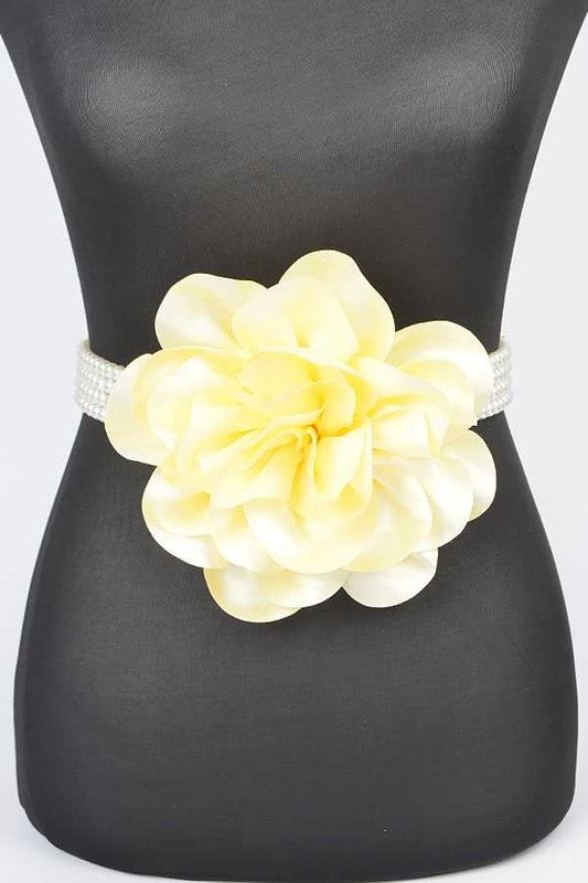 Oversize Satin Flower Pearl Strand Elastic Belt